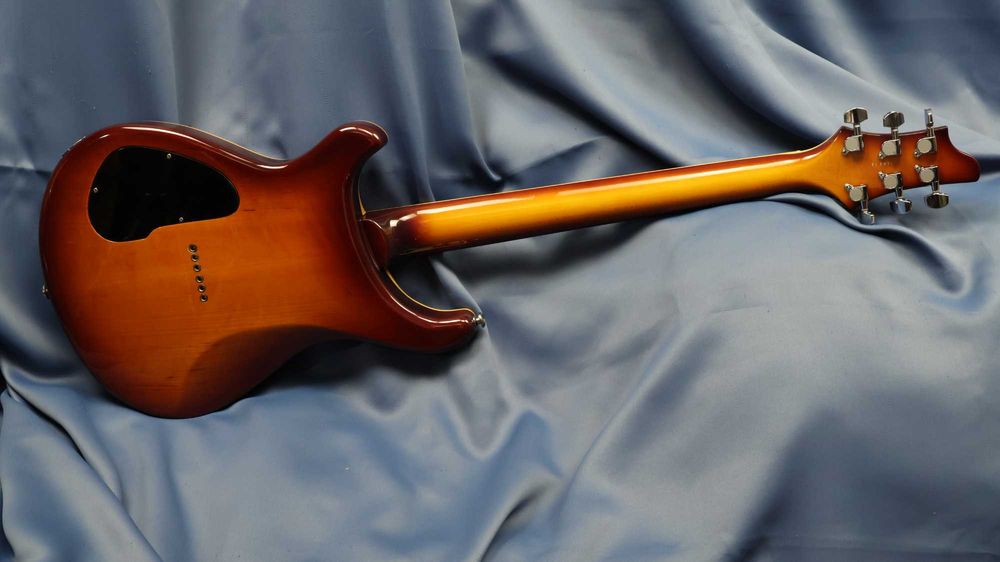 Mensinger Joker polska gitara elektryczna PRS