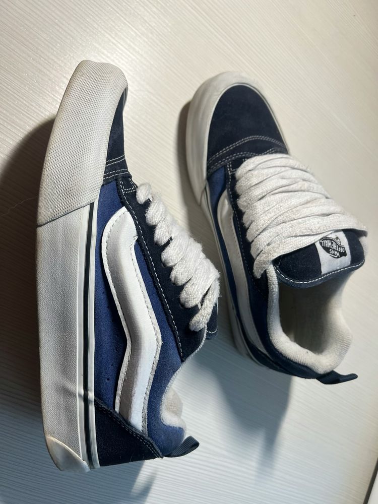 VANS knu skool shoe blue