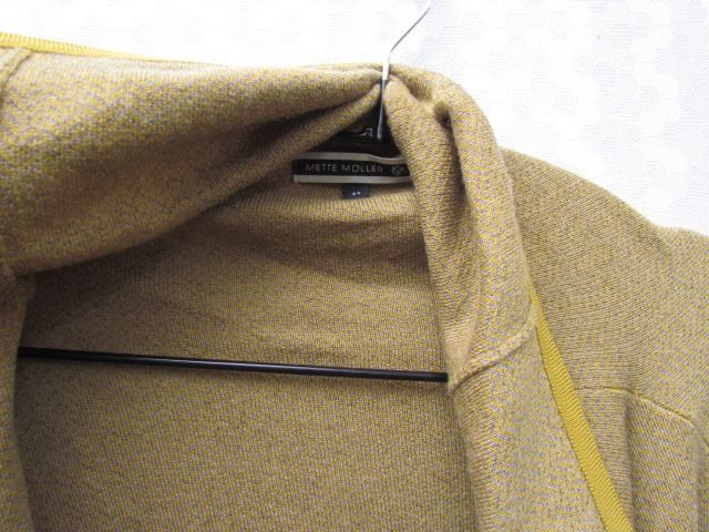 Sweter METTE MOLLER, r 44 100% extra fine wool (merino).