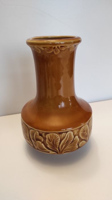 Miodowy wazon., Pruszków.