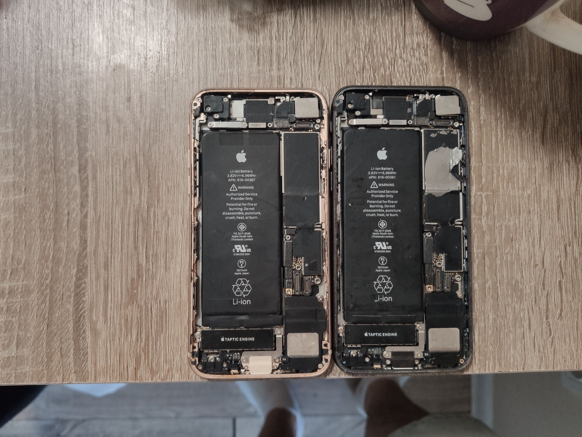 Iphone 11 и Iphone 8 на запчасти