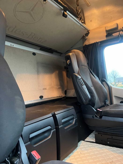 Wynajem Zestaw Mercedes Actros z naczepą * Dzierżawa 6 tys miesiąc