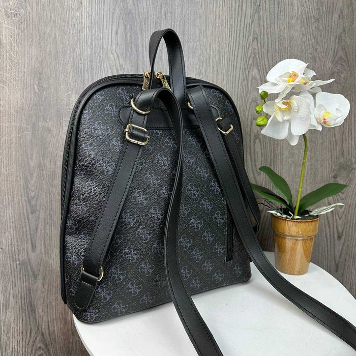 Городской женский рюкзак сумка трансформер сумка-рюкзак Гесс Guess