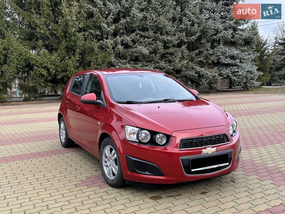 Chevrolet Aveo T300 (Хетчбек)