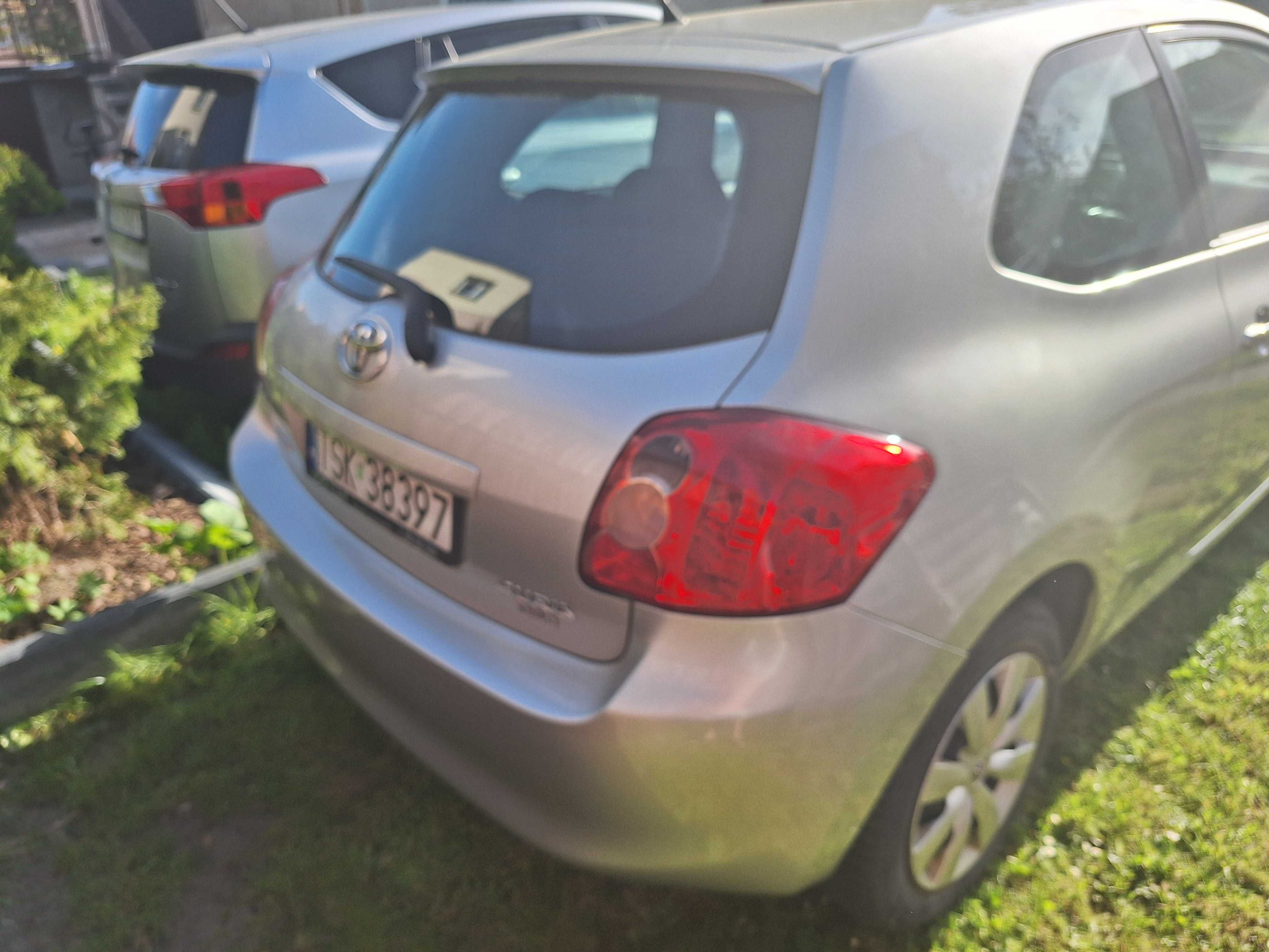 TOYOTA Auris stan ok