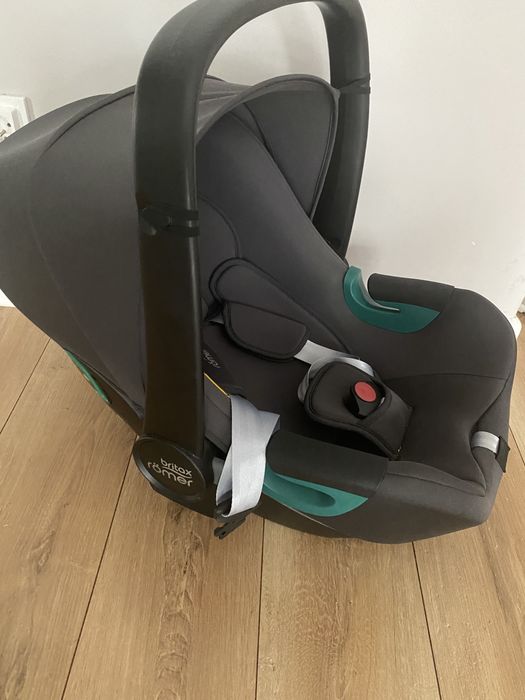 Britax Romer Baby Safe 3 i-Size Fotelik Samochodowy 0-13kg
