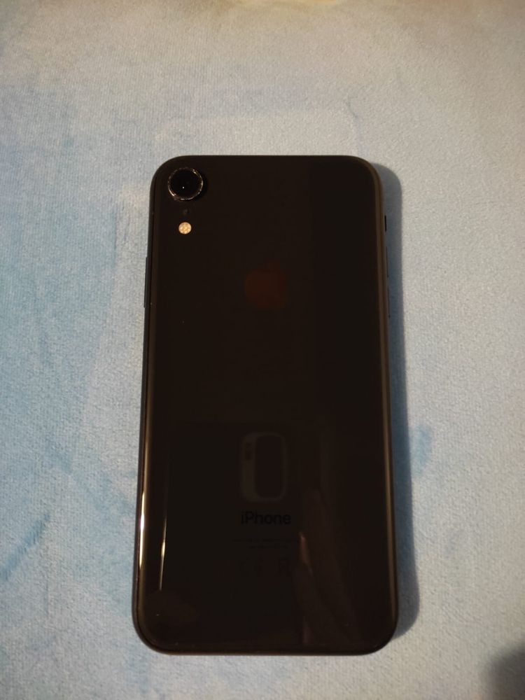 Iphone XR - 64 GB