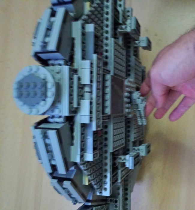 Millennium Falcon do Star Wars