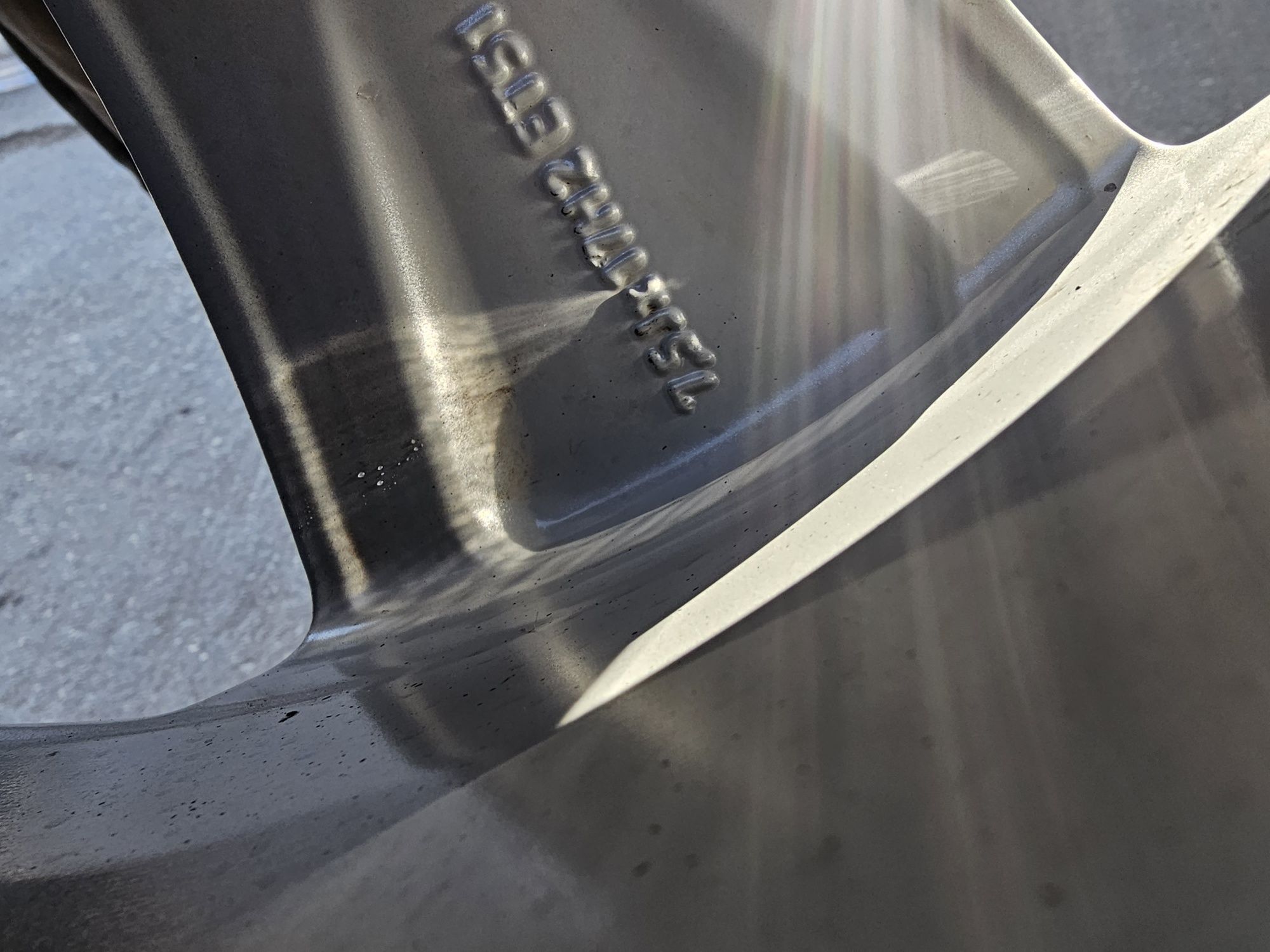 Felgi Aluminiowe Audi A3 R17 5x112 ET51 -7.5J