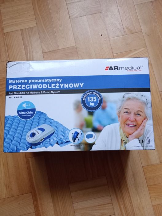 materac przeciwodleżynowy z pompką