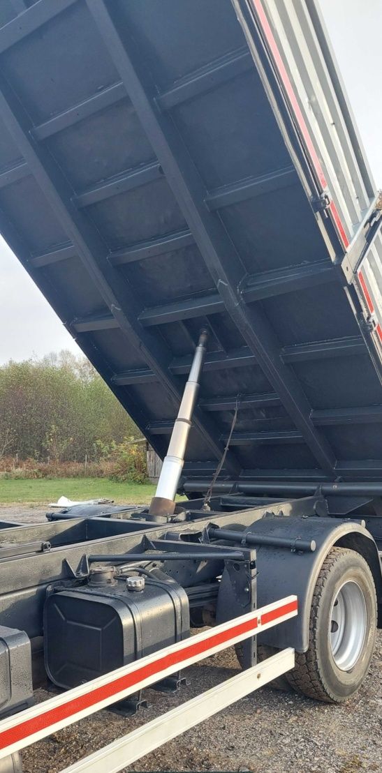 Renault Midlum. 220.16/C.  Kiper 3 Strony DMC 16 TON . Ładowność 10 T