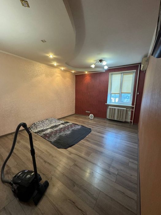 без %  трикімнатна Соломʼянський район по вул. Вацлава Гавела 57/38