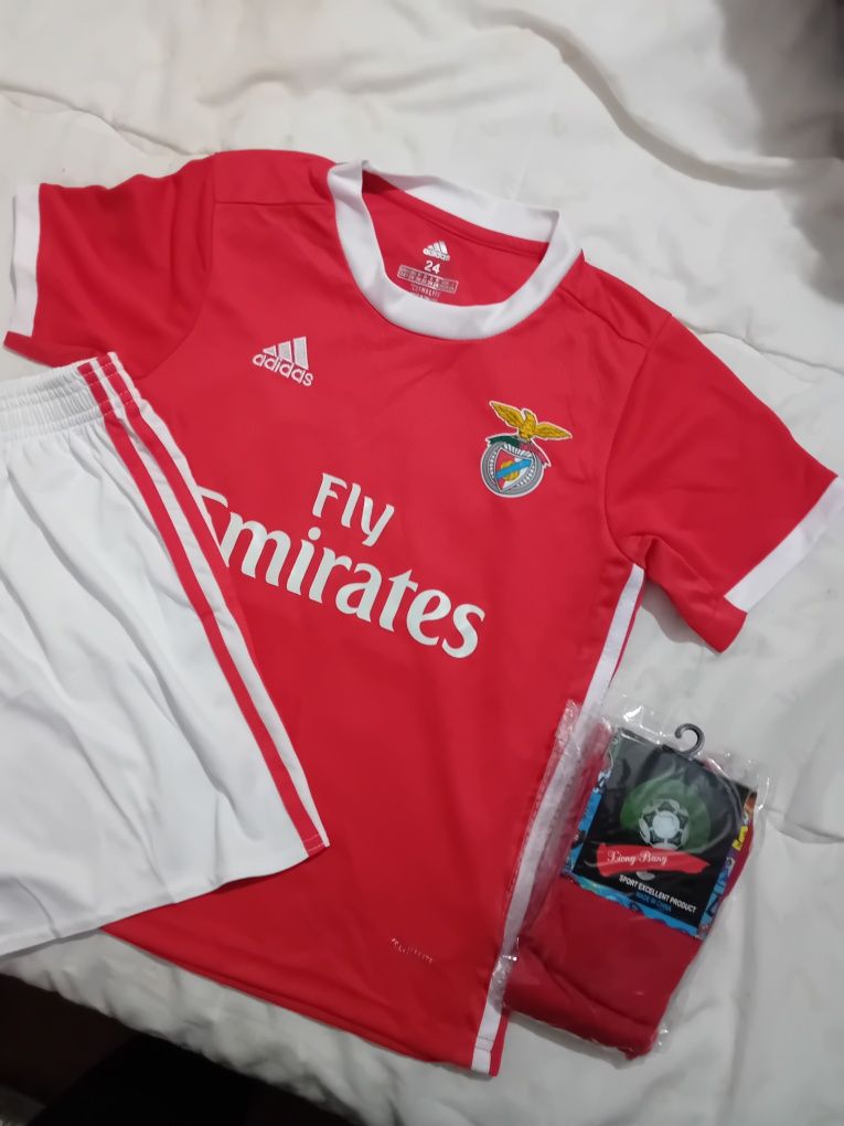 Equipamento retro benfica