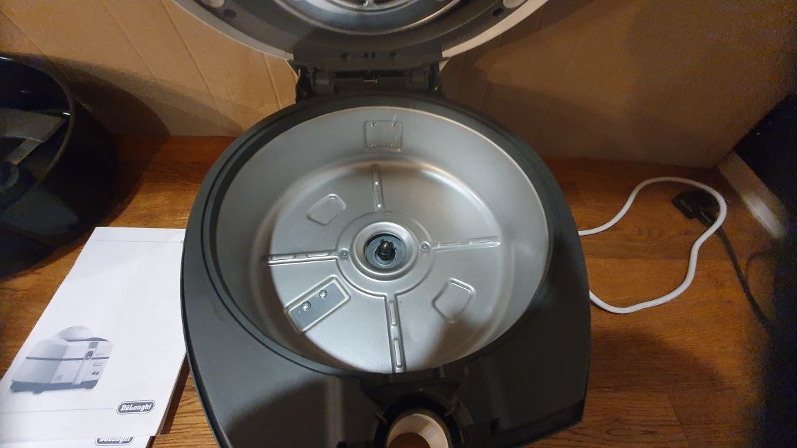 Frytkownica beztluszczowa Delonghi