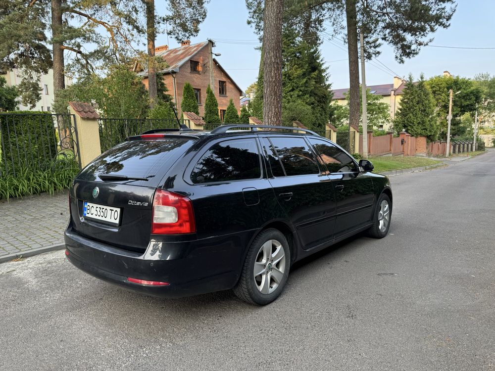 Skoda Octavia 2.0 TDI автомат 2013