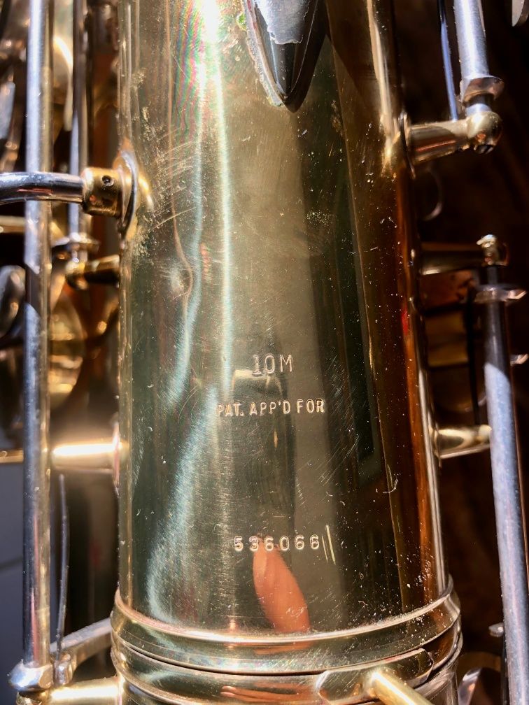 Saxofone tenor Conn 10M naked lady