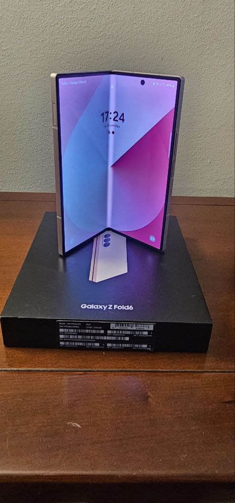 Продам Samsung Z Fold 6