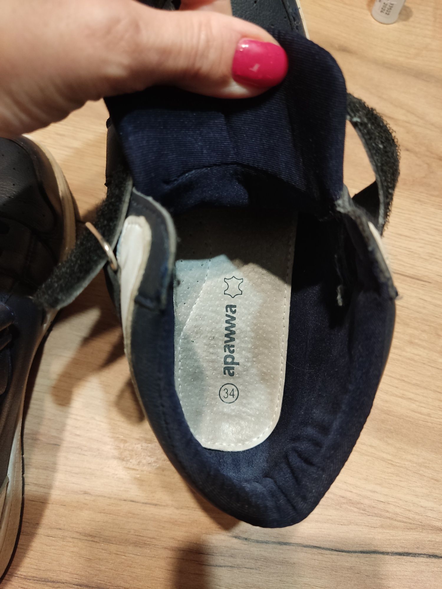 Buty chłopięce jesienne rozmiar 34