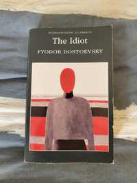 Livro "O Idiota" de Dostoievski (inglês)