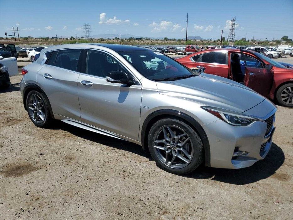 2017 Infiniti QX30 BASE