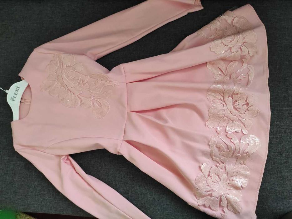 Платье для девочки 5-7 лет