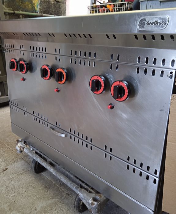 Grelhador industrial de alto rendimento a gás