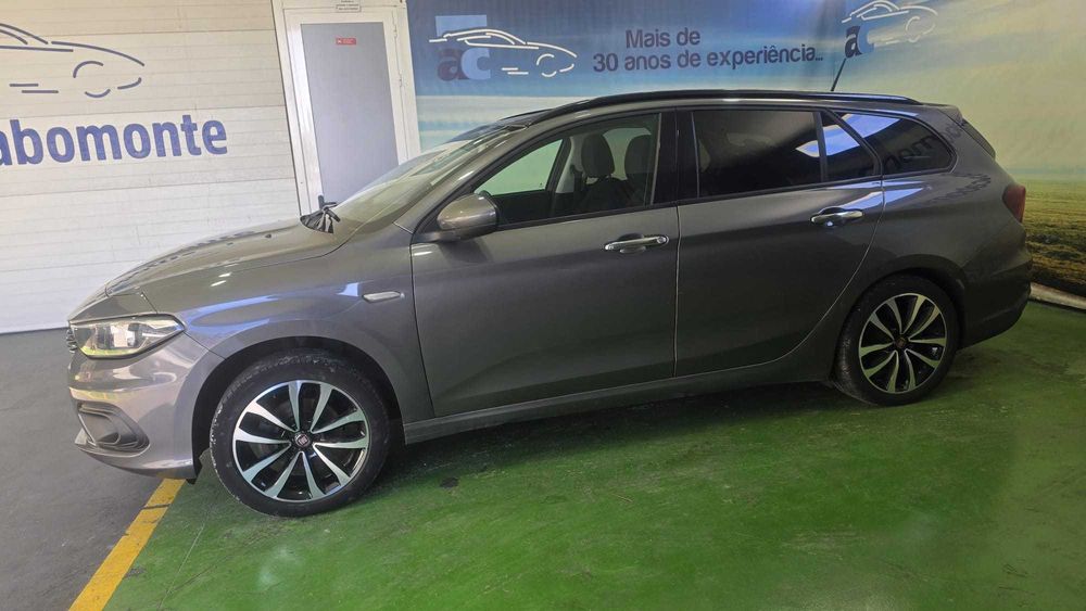 Fiat Tipo SW 1.3 M-JET - Salvado