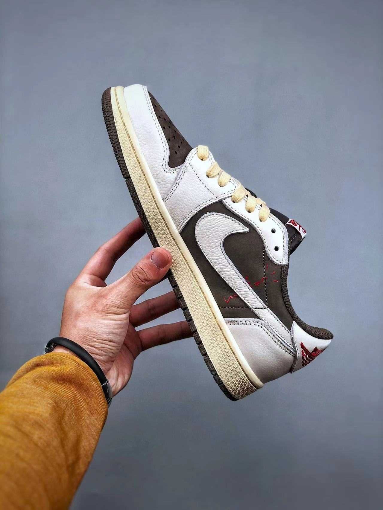 Travis Scott vs Fragment vs Air Jordan 1 Low"Military Blue"