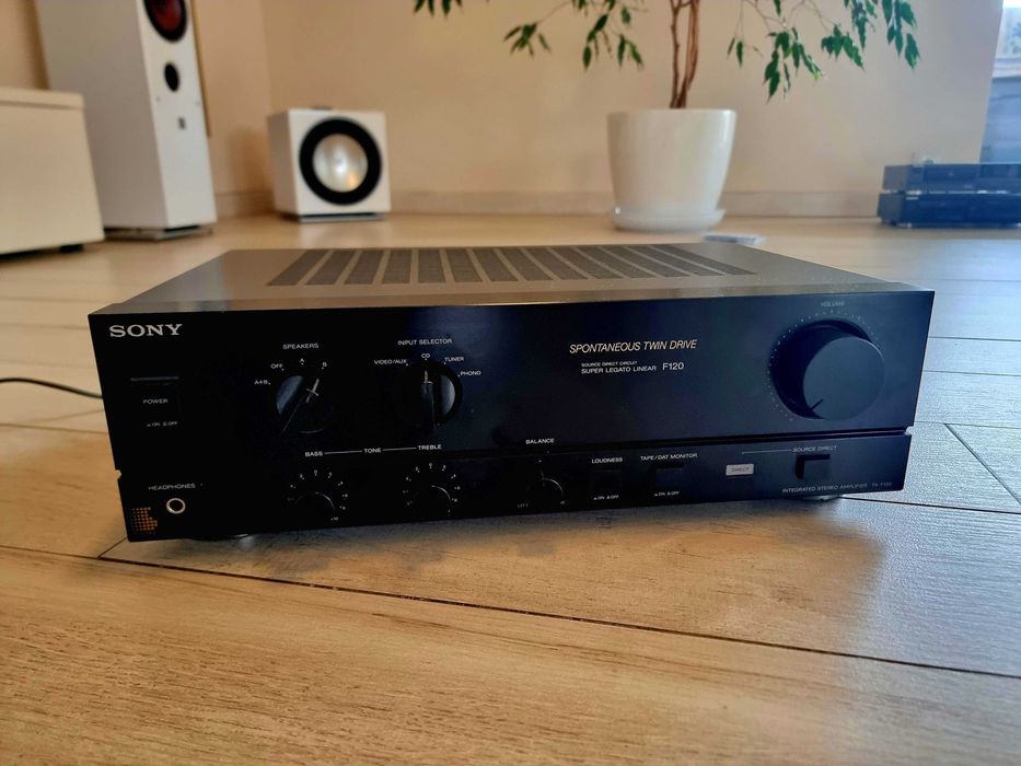 Wzmacniacz SONY F120