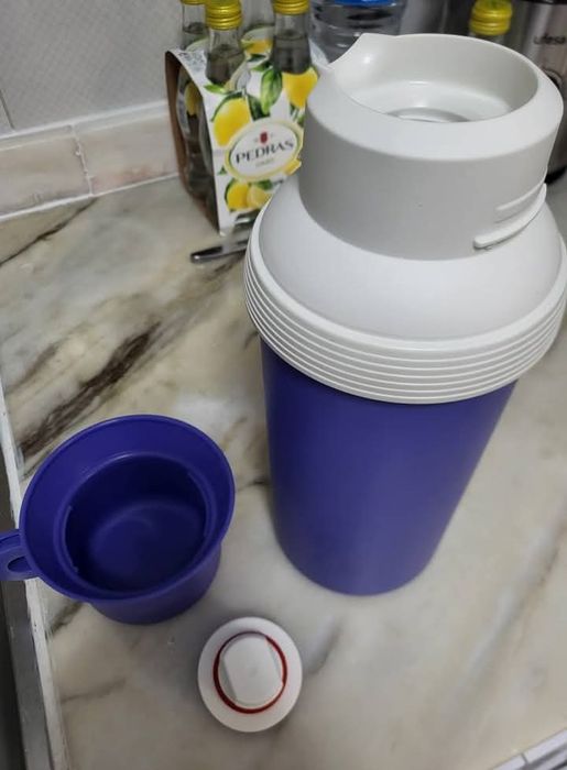 Vendo garrafa térmica urgência