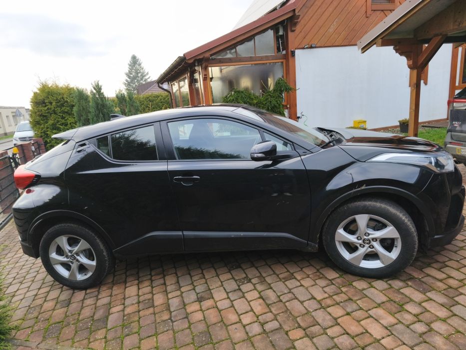 Sprzedam. Toyota chr 2018