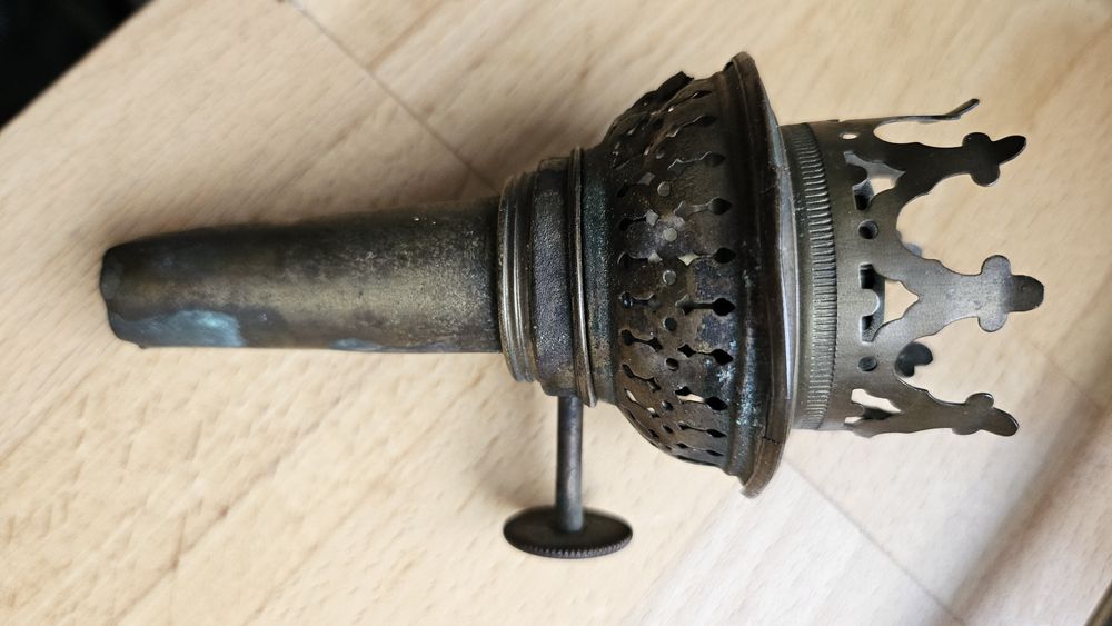 Stara lampa naftowa ,części