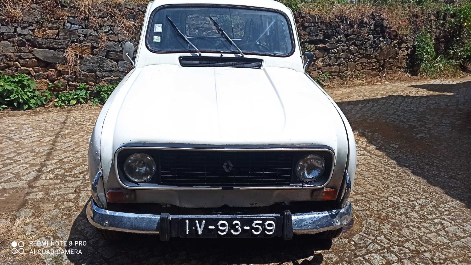 Vende-se Carrinha Renault 4L