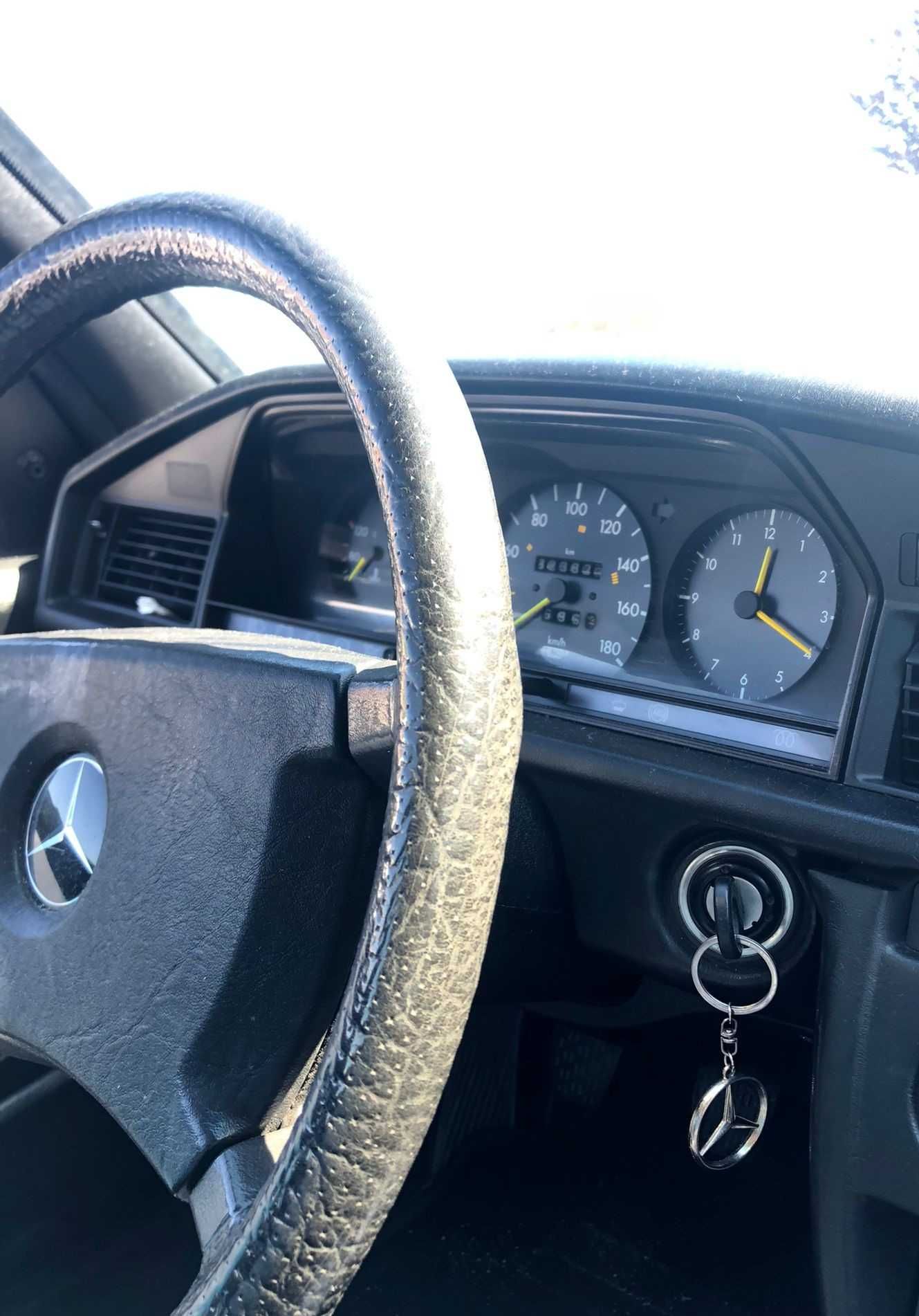 Mercedes 190d - Exlecente estado