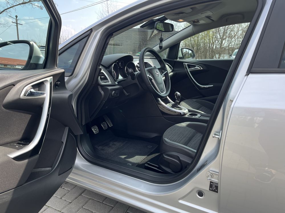 Opel Astra J, 2014 рік, 1.7 cdti
