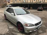 Lexus IS200 2001г