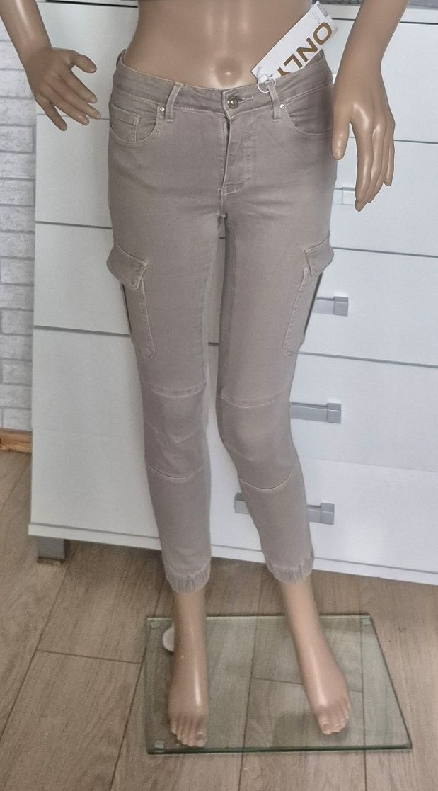 Spodnie dżinsowe damskie joggery Only 36/32 szare, nowe z metką.