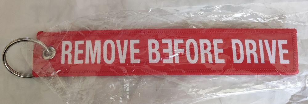 Брелок Remove before drive