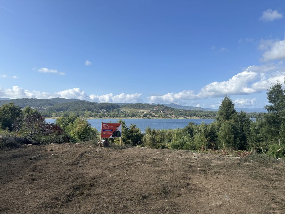 Terreno com vista rio