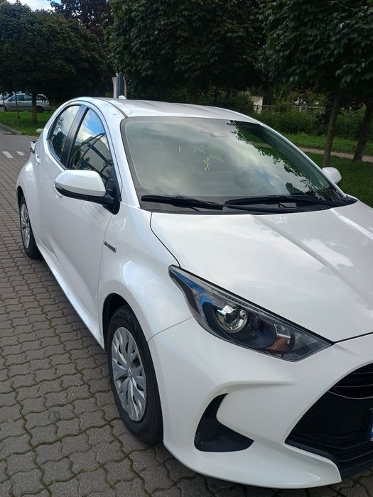Toyota Yaris 4 hybryda automat