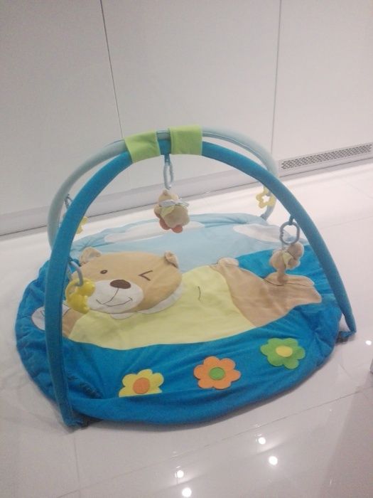 Mata edukacyjna z zabawkami Baby mix