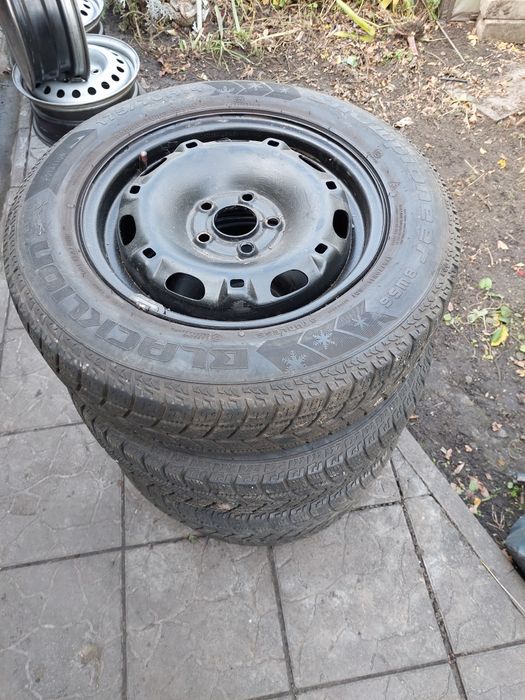 Колеса Шкода Фабия. 5/100/14. Шины Зима 175/70/14.