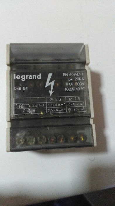 Disjuntores de 4 polos e outros