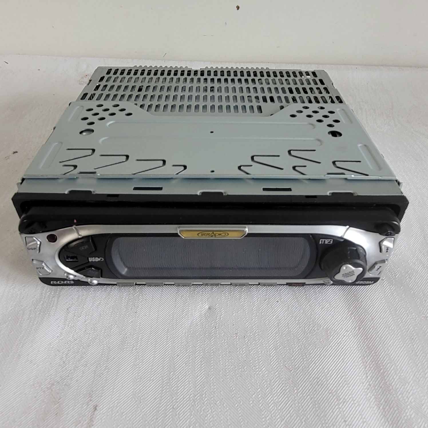 Odtwarzacz CD IRRADIO UXR-8905M
