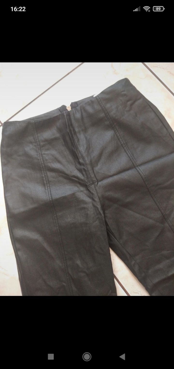 Spodnie damskie czarne eko woskowane