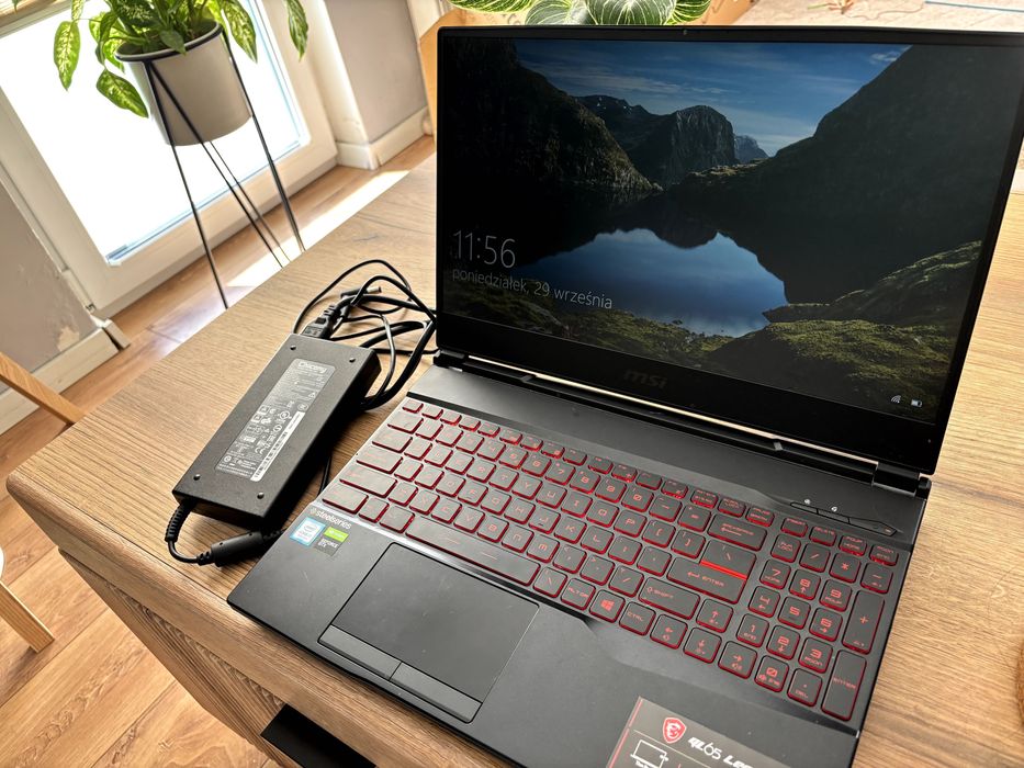 Laptop MSI GL65 Leopard 9SDR – i7 / 32GB RAM / GTX 1660 Ti / SSD + HDD