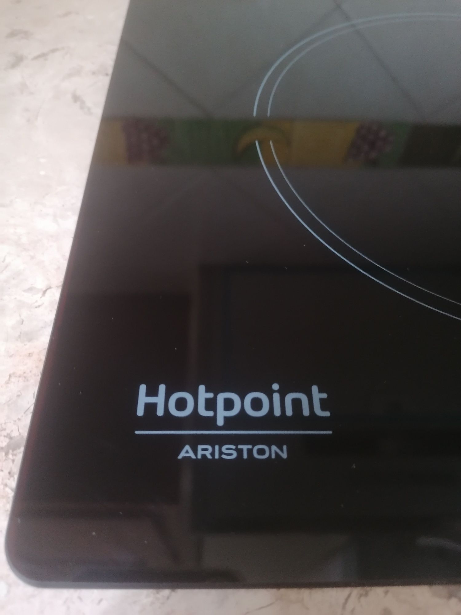 Placa vitroceramica Hotpoint Ariston (como novo)