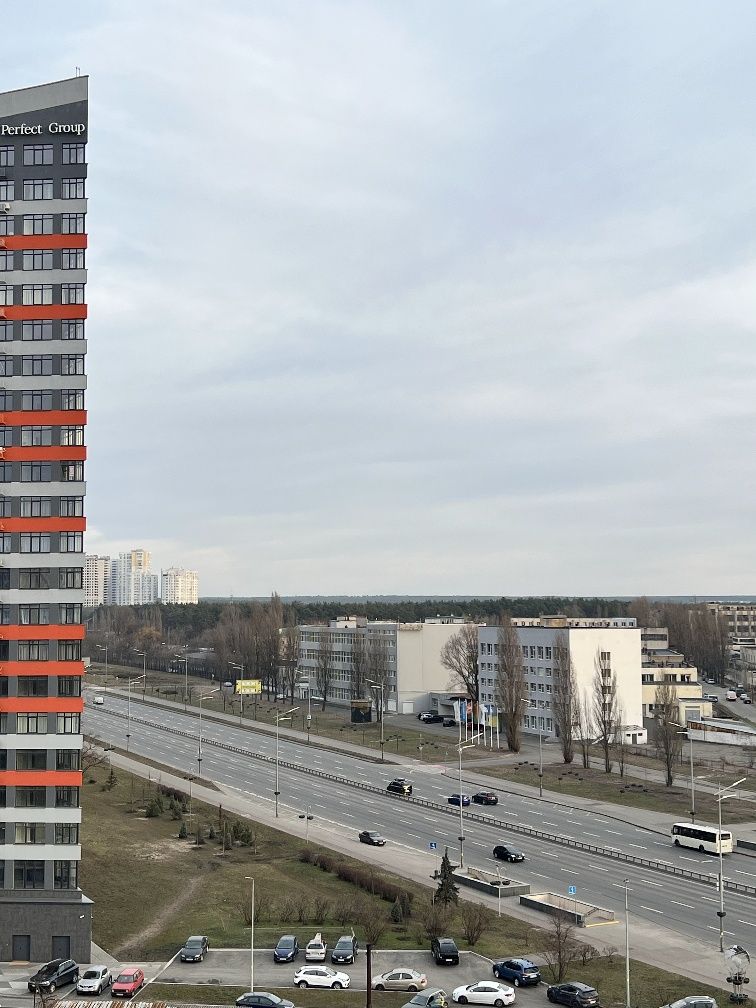 Без комісії. Оренда, Дарницький район 5хв до метро.