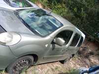 Renault Kangoo 2 uszkodzony silnik