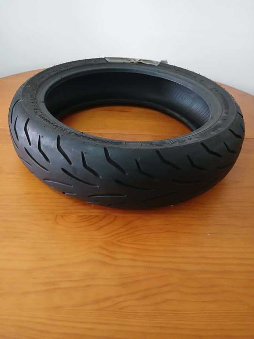 Pneu Bridgestone (Traseiro) 120/70 - NOVO